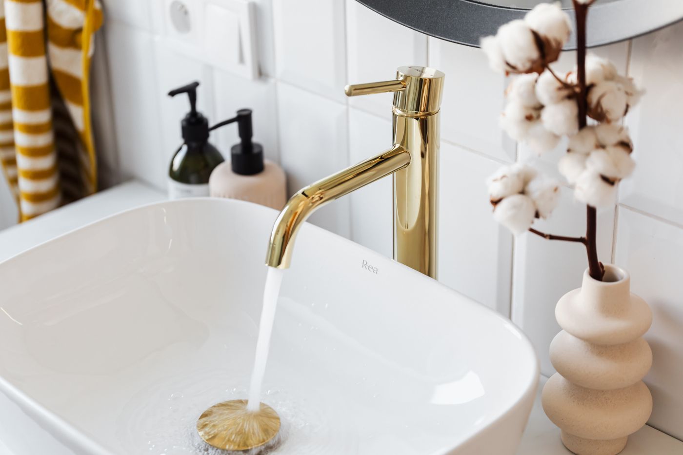 Bathroom faucet and sink