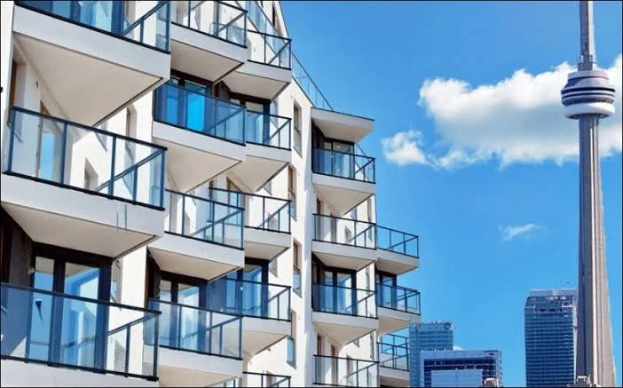 Toronto condominium architecture